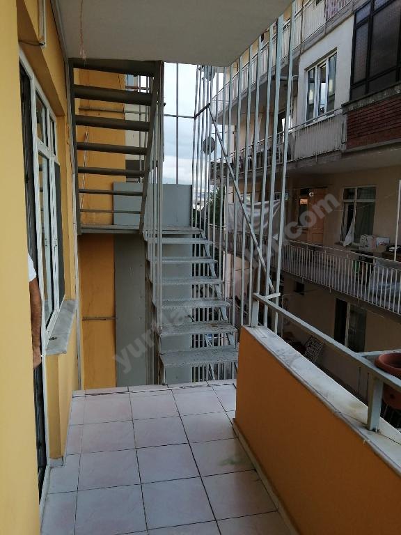 �zel Bulvar Erkek ��renci Yurdu - Yang�n Merdiveni
