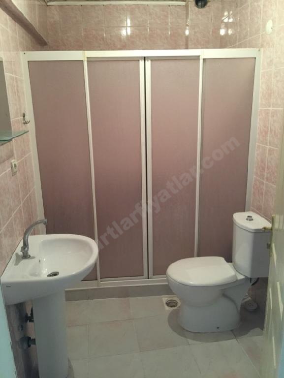 �zel Bulvar Erkek ��renci Yurdu - WC Banyo