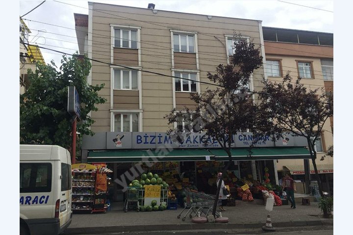 Can Erkek ��renci Apart