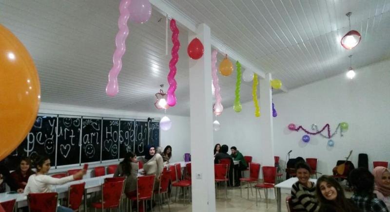 B�lge K�z ��renci Yurdu 