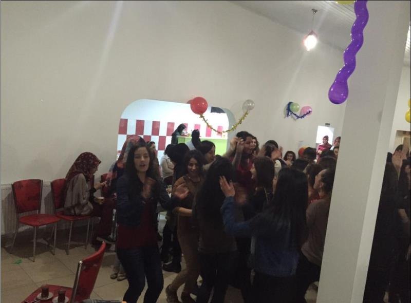 B�lge K�z ��renci Yurdu 