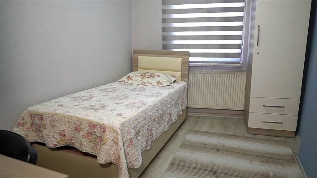 Muradiye Ayd�nl�kevler K�z Yurdu 