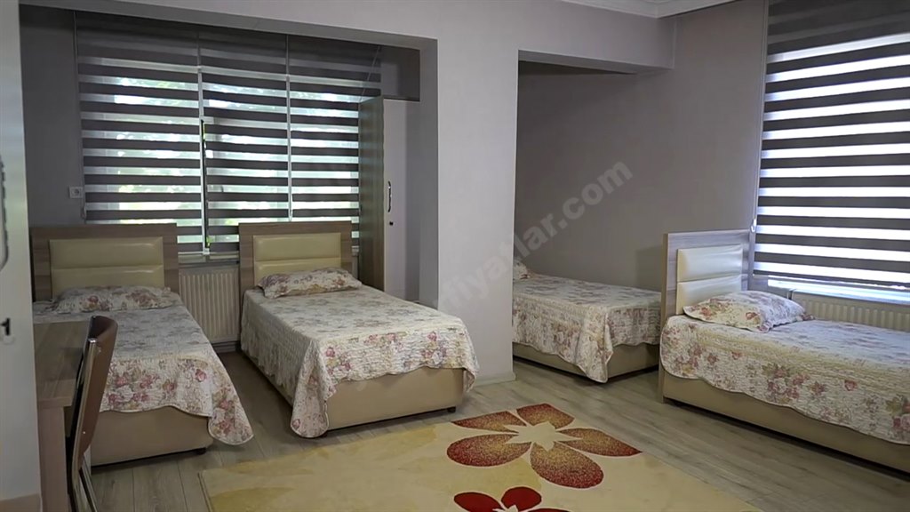 Muradiye Ayd�nl�kevler K�z Yurdu 