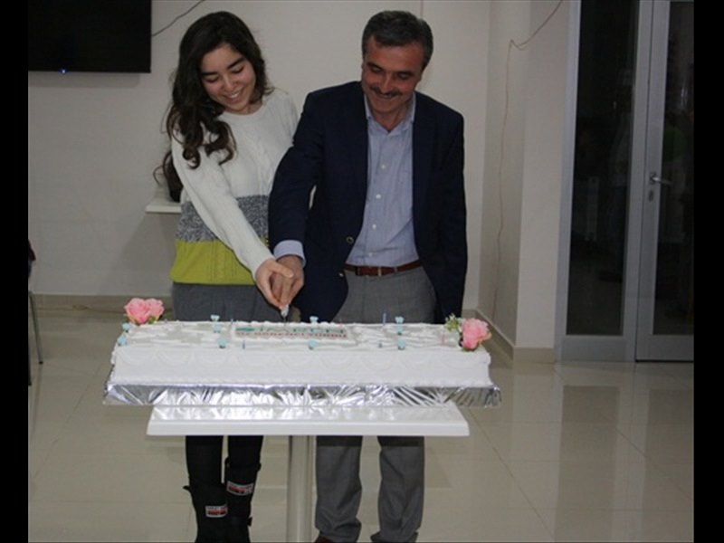 T.C.M.E.B �zel �mren K�z ��renci Yurdu 