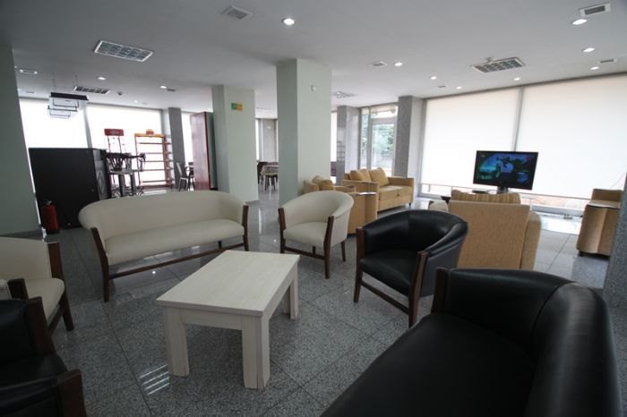 T.C M.E.B D�zce Aka K�z Yurdu