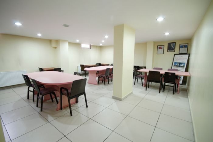 T.C M.E.B D�zce Aka K�z Yurdu