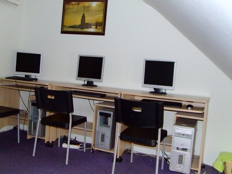 Sabiha Hanưm Öđrenci YurtlarưVEZNECƯLER Kưz ̃ubesi