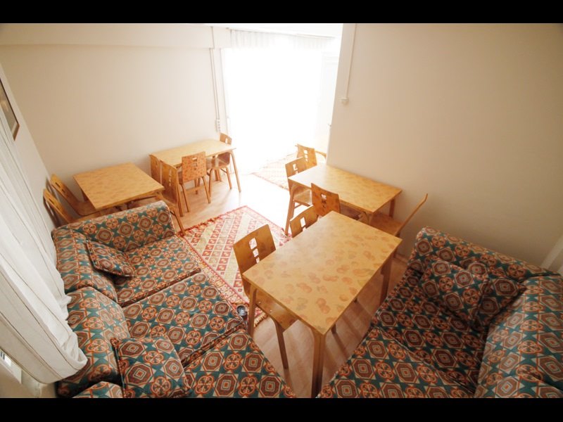 Sabiha Hanưm Öđrenci YurtlarưVEZNECƯLER Kưz ̃ubesi