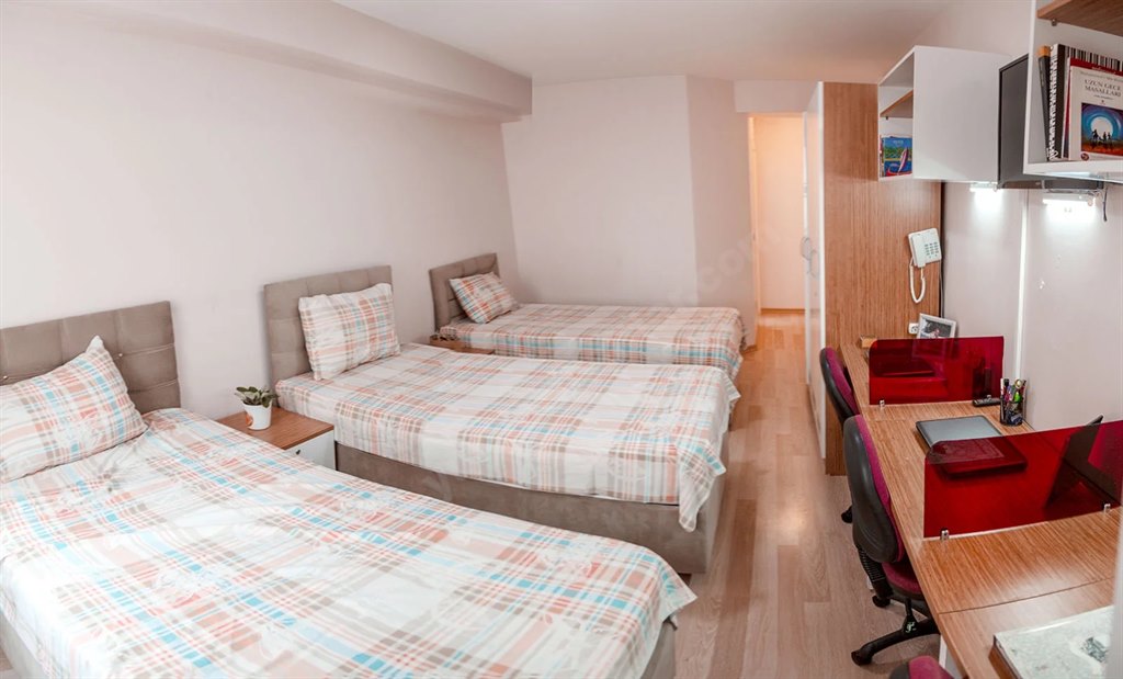 Betav F�rat Kara K�z  Yurtlar� ( F�nd�kzade )