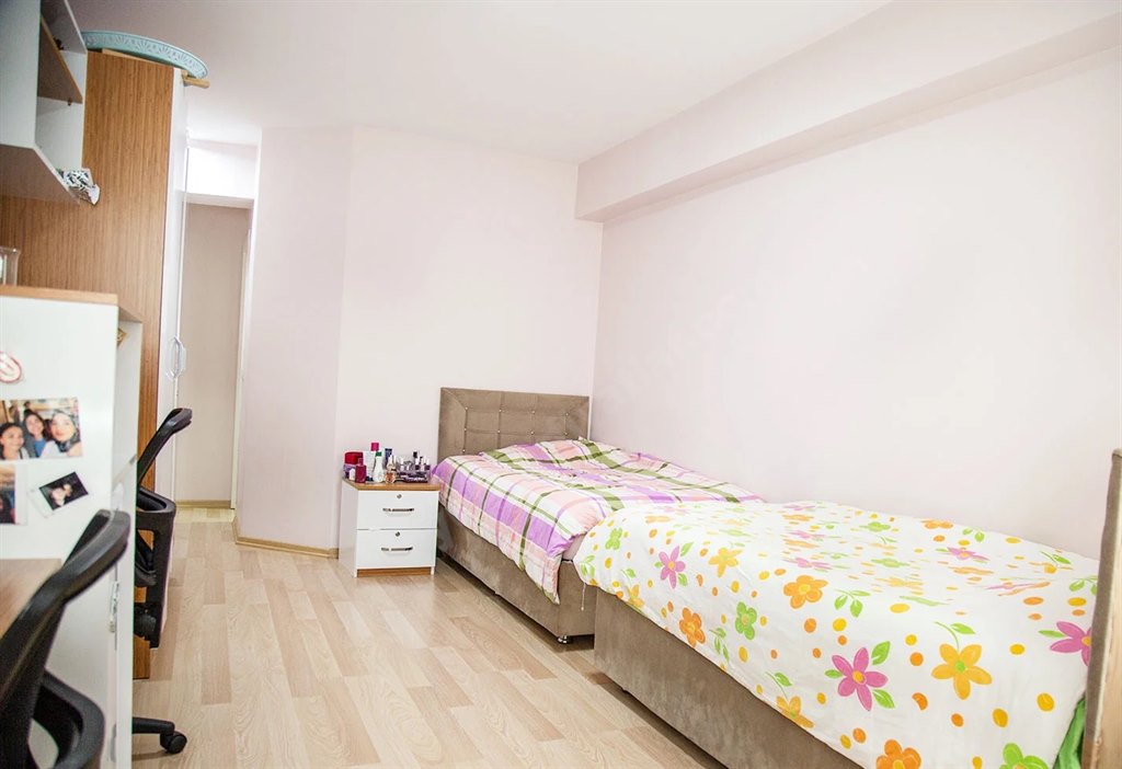 Betav F�rat Kara K�z  Yurtlar� ( F�nd�kzade )