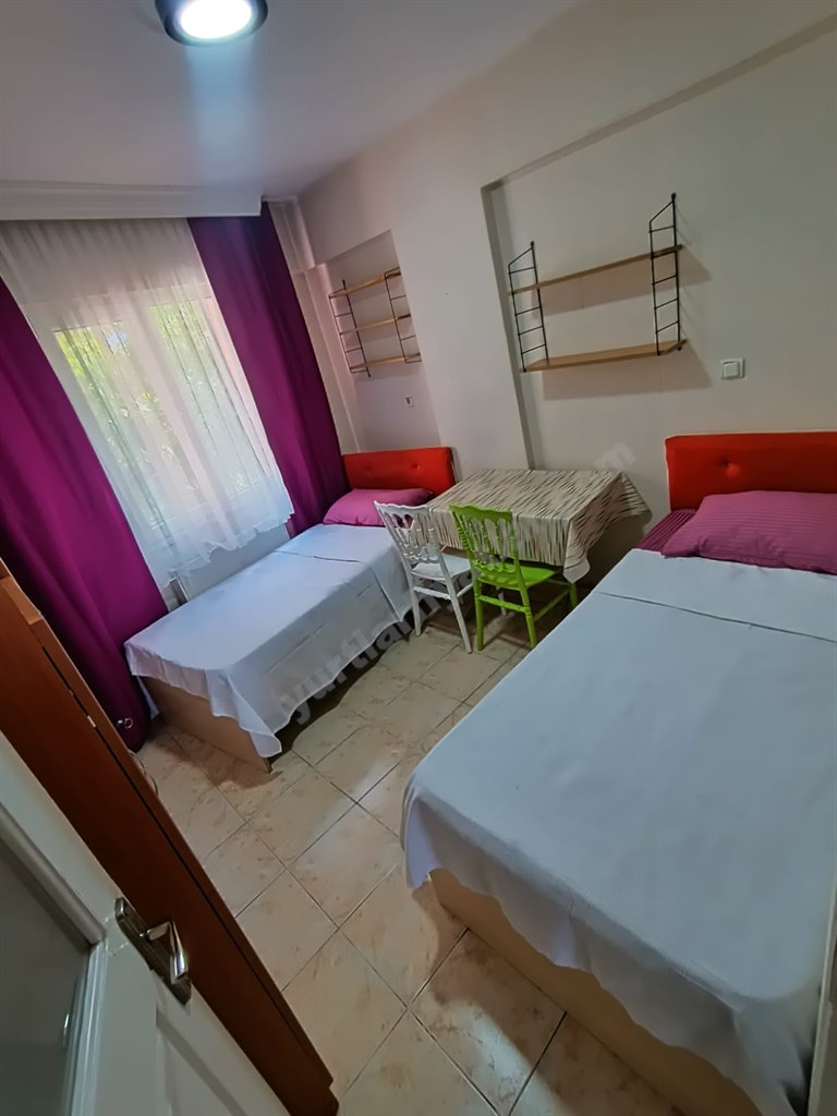 �zel Bornova Erkek ��renci Yurdu