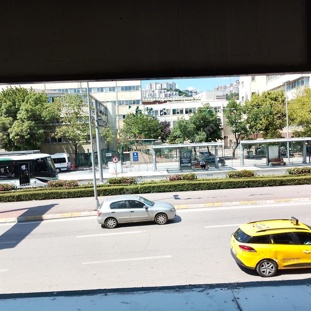�zel H�sniye Cankan K�z ��renci Yurdu - Cadde