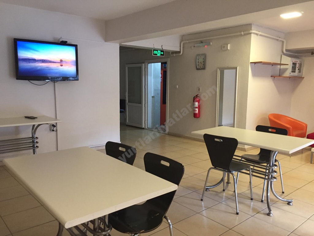 Manisa Ilg�n Bayan Apart Yurt