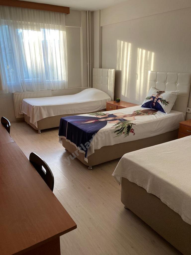 Manisa Ilg�n Bayan Apart Yurt