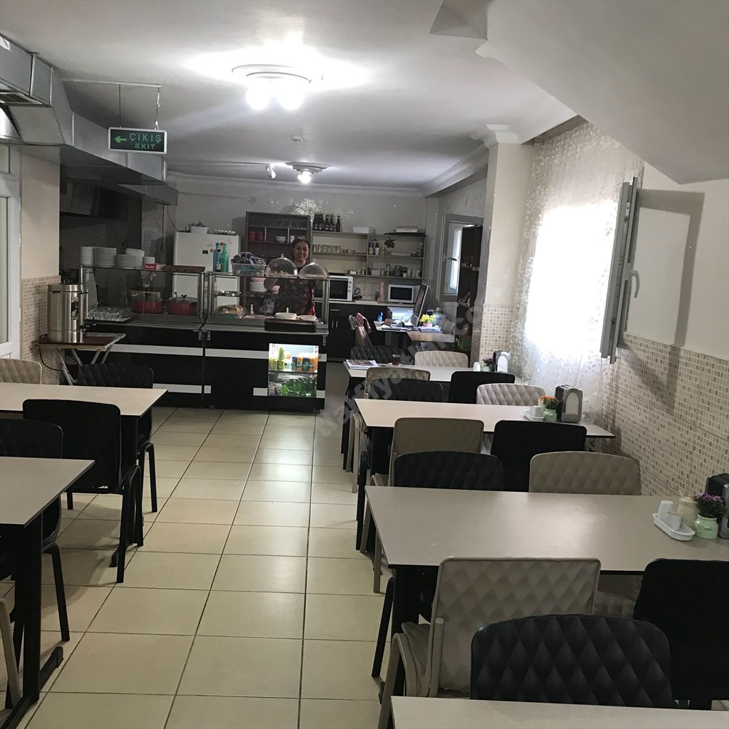 �zel �stanyurt Avc�lar K�z ��renci Yurdu
