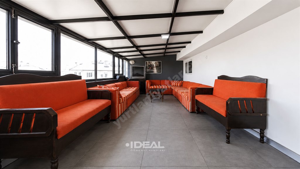 4. �ube Konya �deal K�z ��renci Yurdu  - Teras