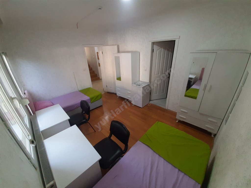 Bornova Villa K�z Yurdu