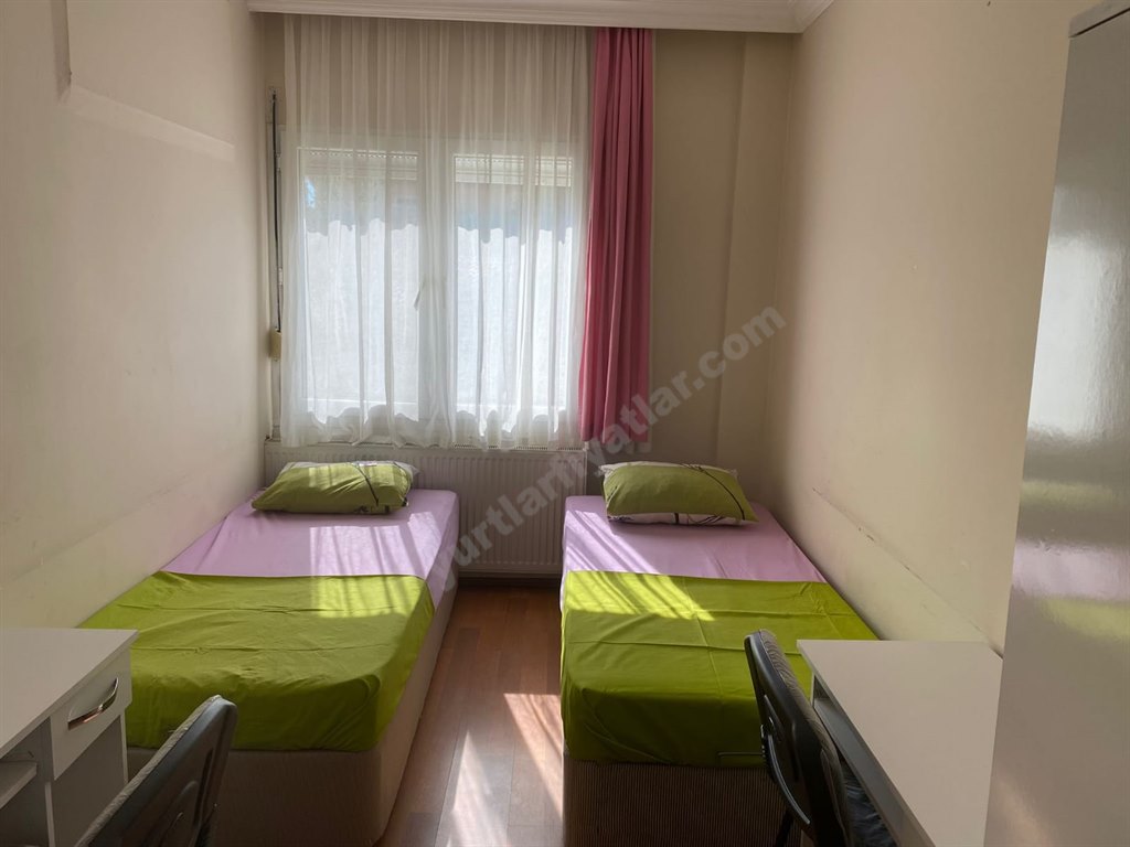 Bornova Villa K�z Yurdu