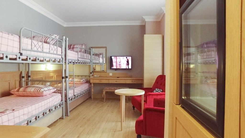 Sabiha Haným - Kýztaţý Kýz Öđrenci Yurdu