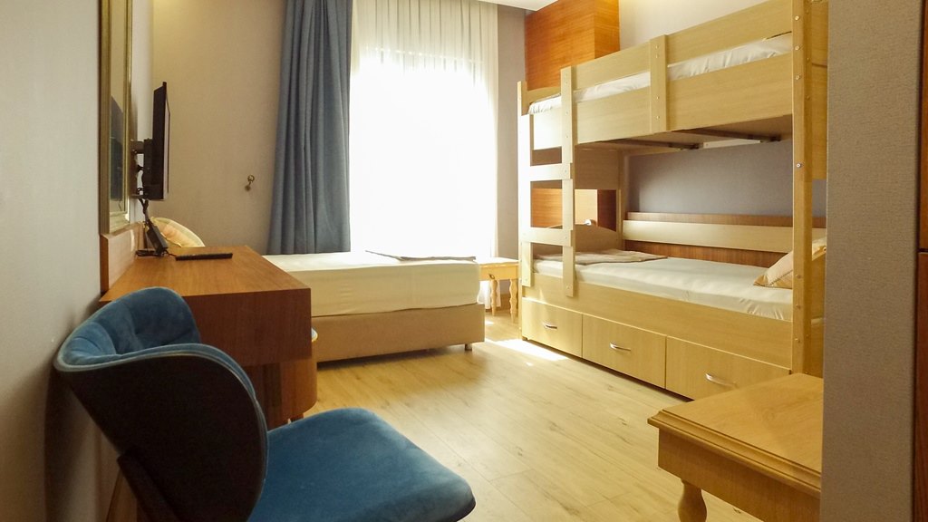 Sabiha Haným - Kýztaţý Kýz Öđrenci Yurdu