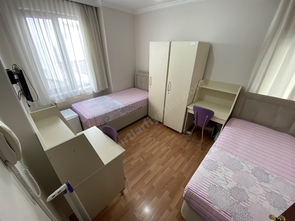 ��nar K�z Yurdu A Blok