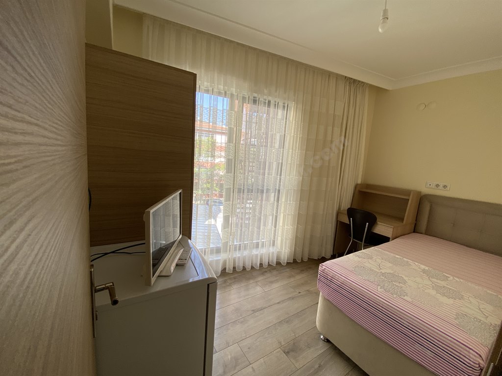 ��nar K�z Yurdu B Blok