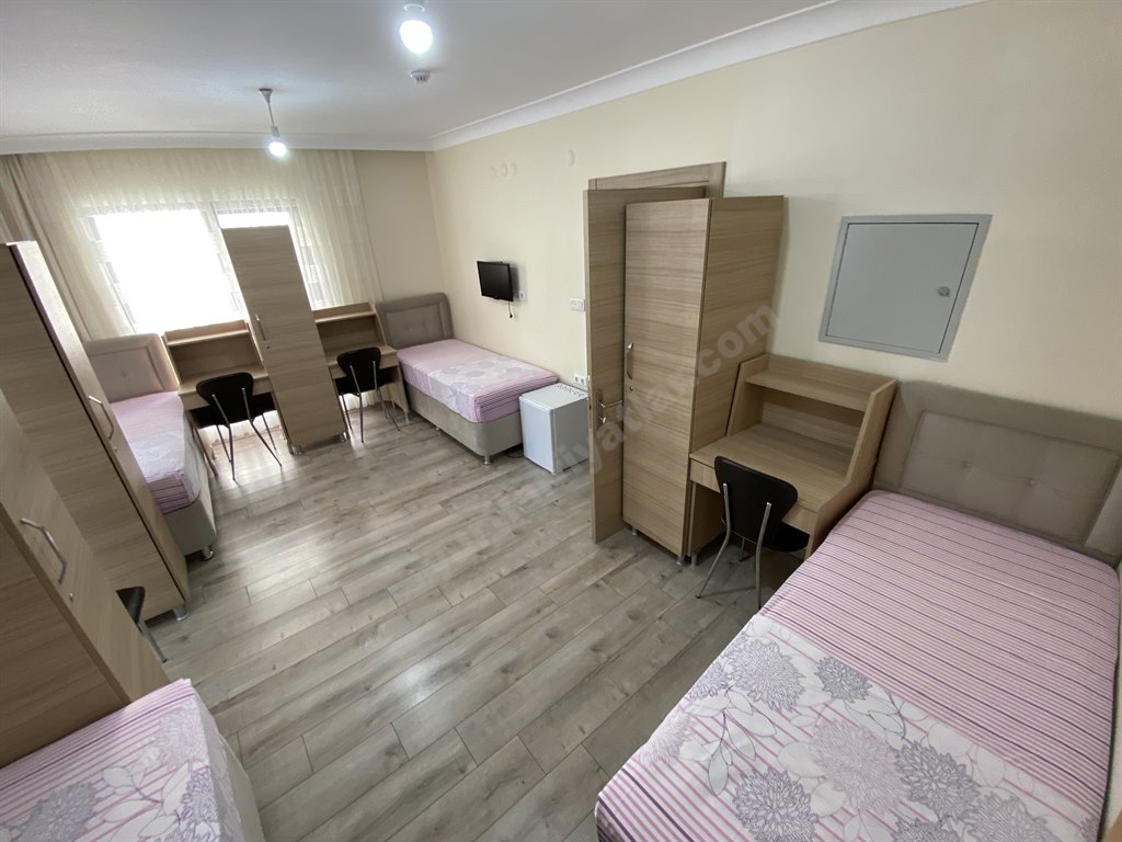 ��nar K�z Yurdu B Blok
