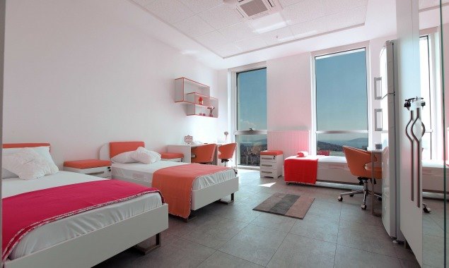 Sabiha Hanưm - Maltepe Kưz Öđrenci Yurdu