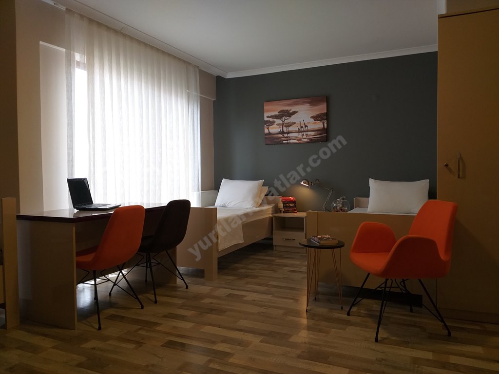 �zel Sandal K�z ��renci Yurdu