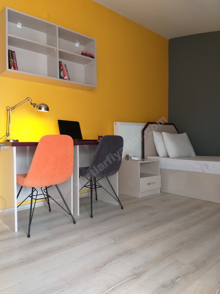 �zel Sandal K�z ��renci Yurdu