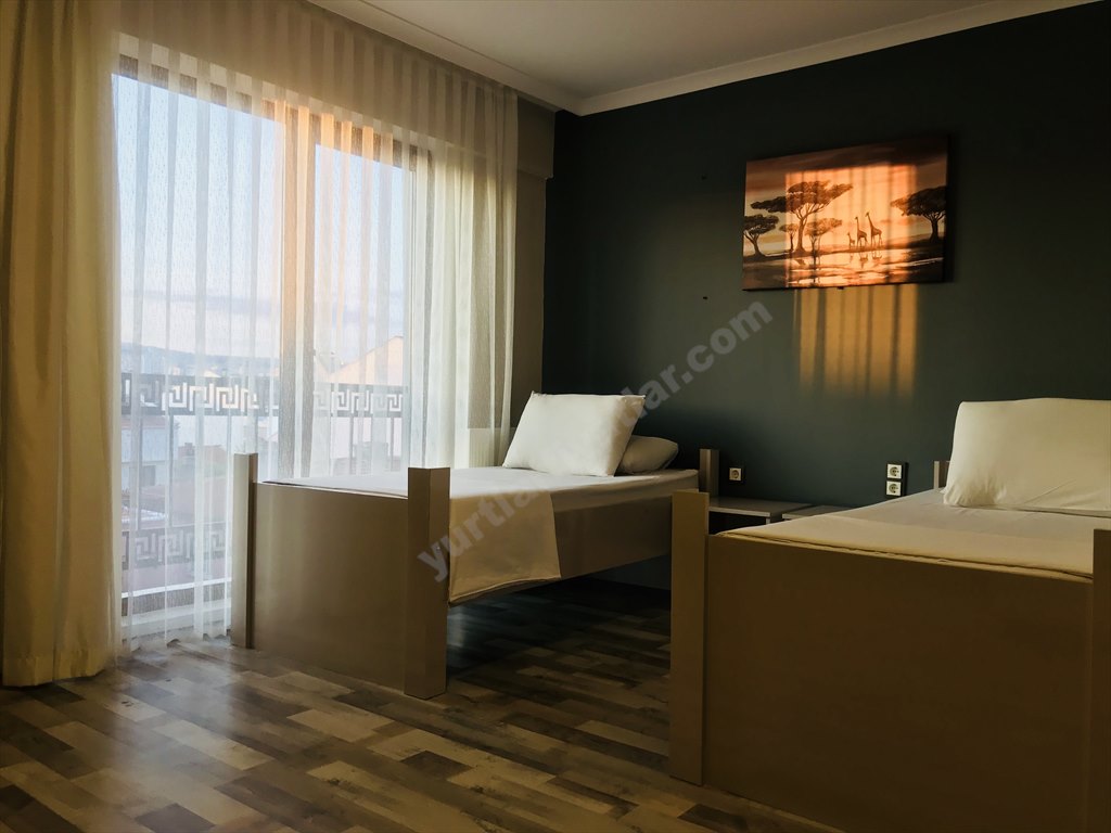 �zel Sandal K�z ��renci Yurdu