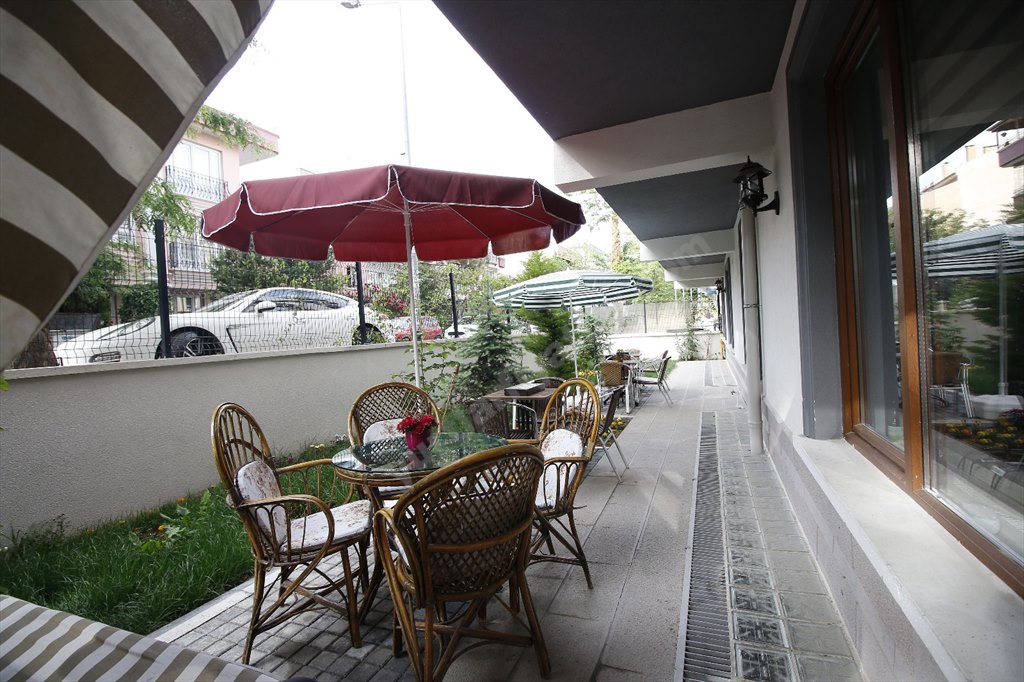 �zel Sandal K�z ��renci Yurdu