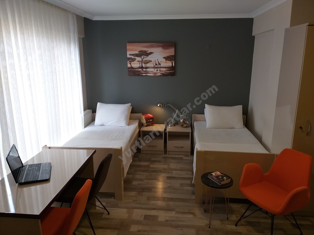 �zel Sandal K�z ��renci Yurdu