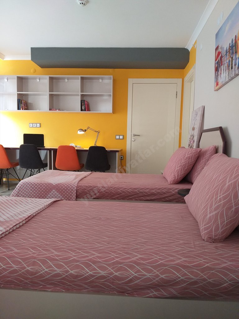 �zel Sandal K�z ��renci Yurdu