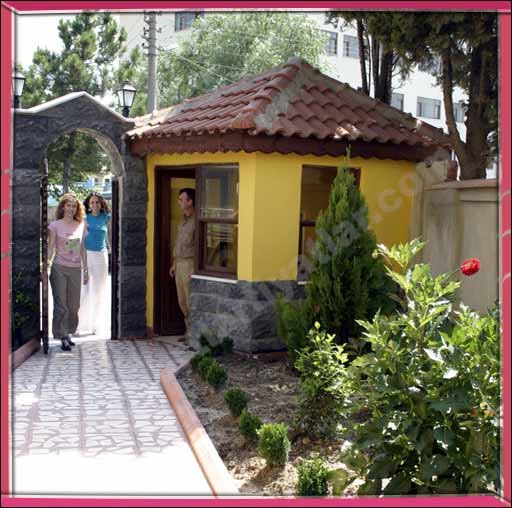 Ak�a K�z ��renci Yurdu