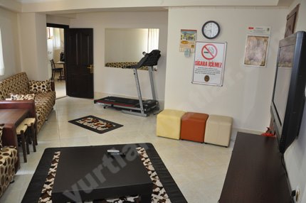 Ak�a K�z ��renci Yurdu