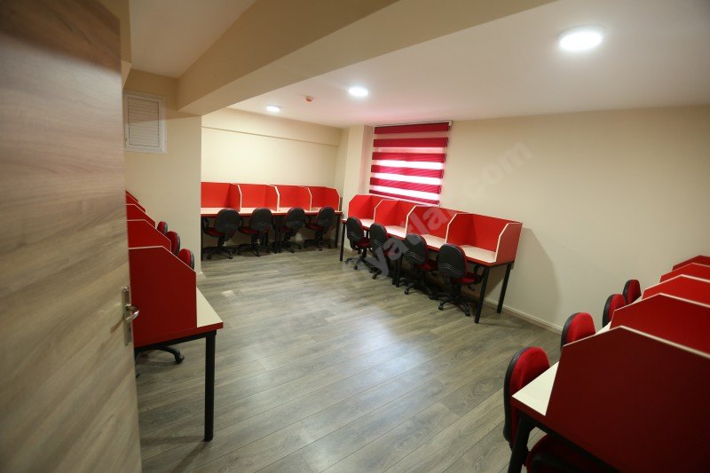 Ayd�n Akademi K�z ��renci Yurdu