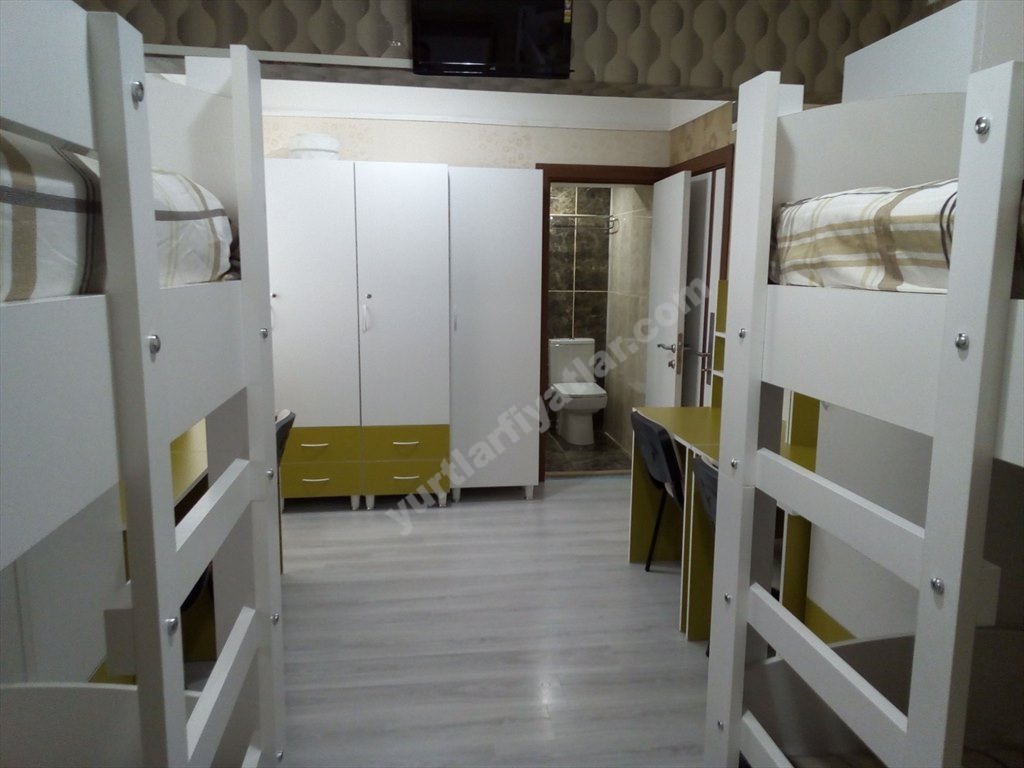 Nar K�z ��renci Yurdu