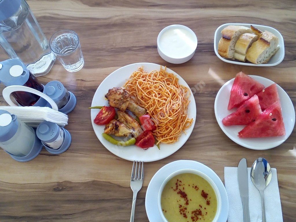 Nar K�z ��renci Yurdu - Yemeklerimiz