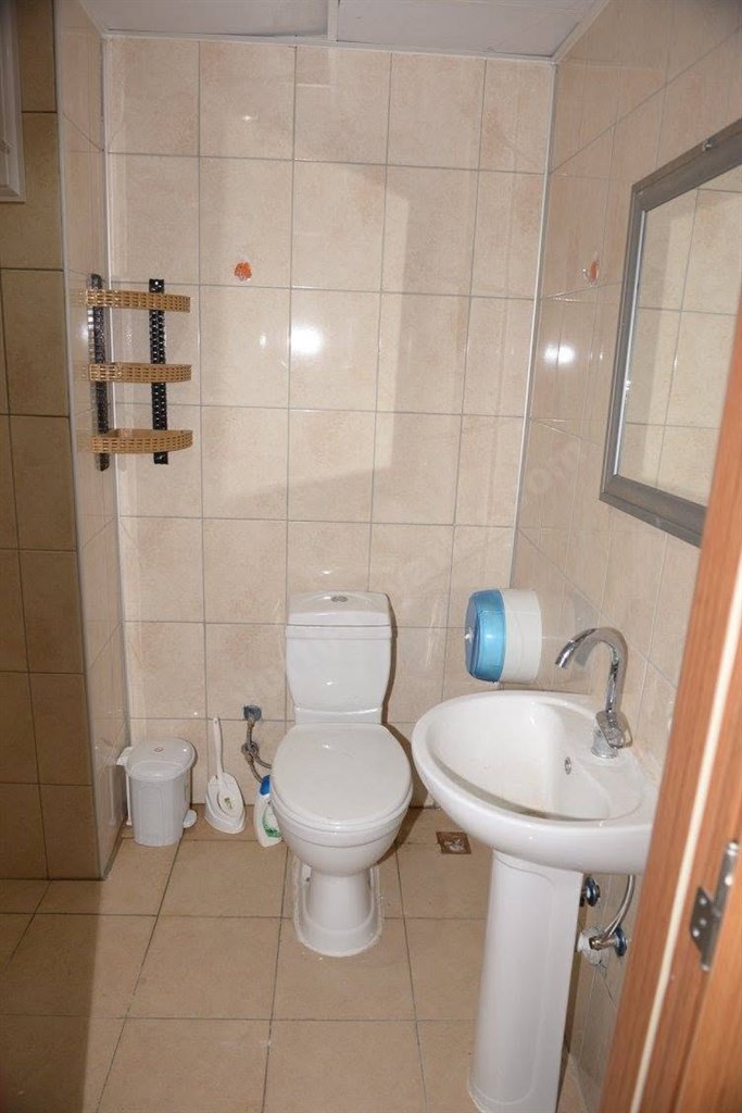 Ertu�rul Gazi Erkek ��renci Yurdu - WC Banyo