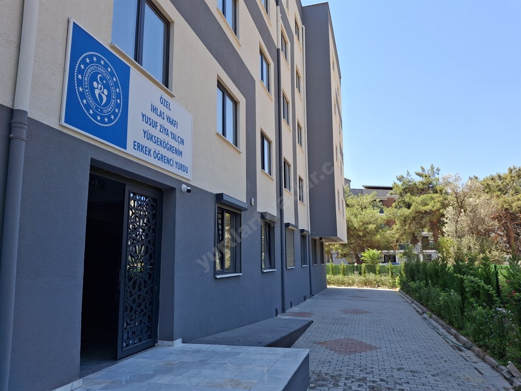 �zel �hlas Vakf� Yusuf Ziya Yal��n Erkek Yurdu