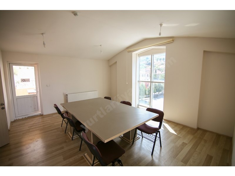 Ahmet �nal Y�kler Erkek ��renci Yurdu