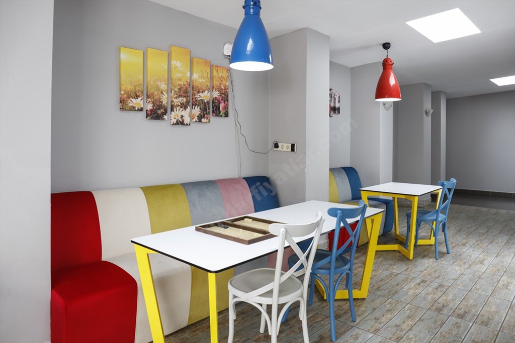 Campucity Kad�k�y K�z ��renci Yurdu