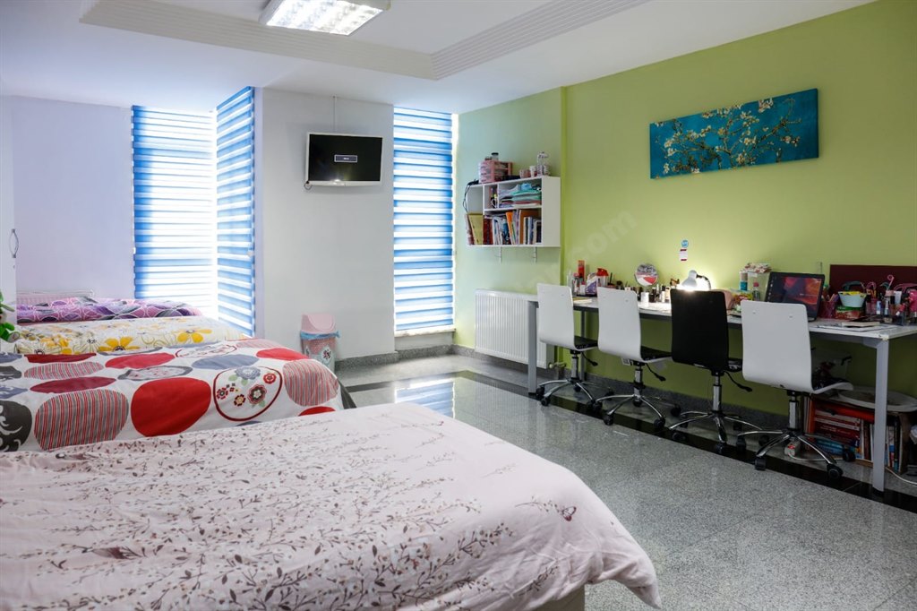 Campucity Kad�k�y K�z ��renci Yurdu