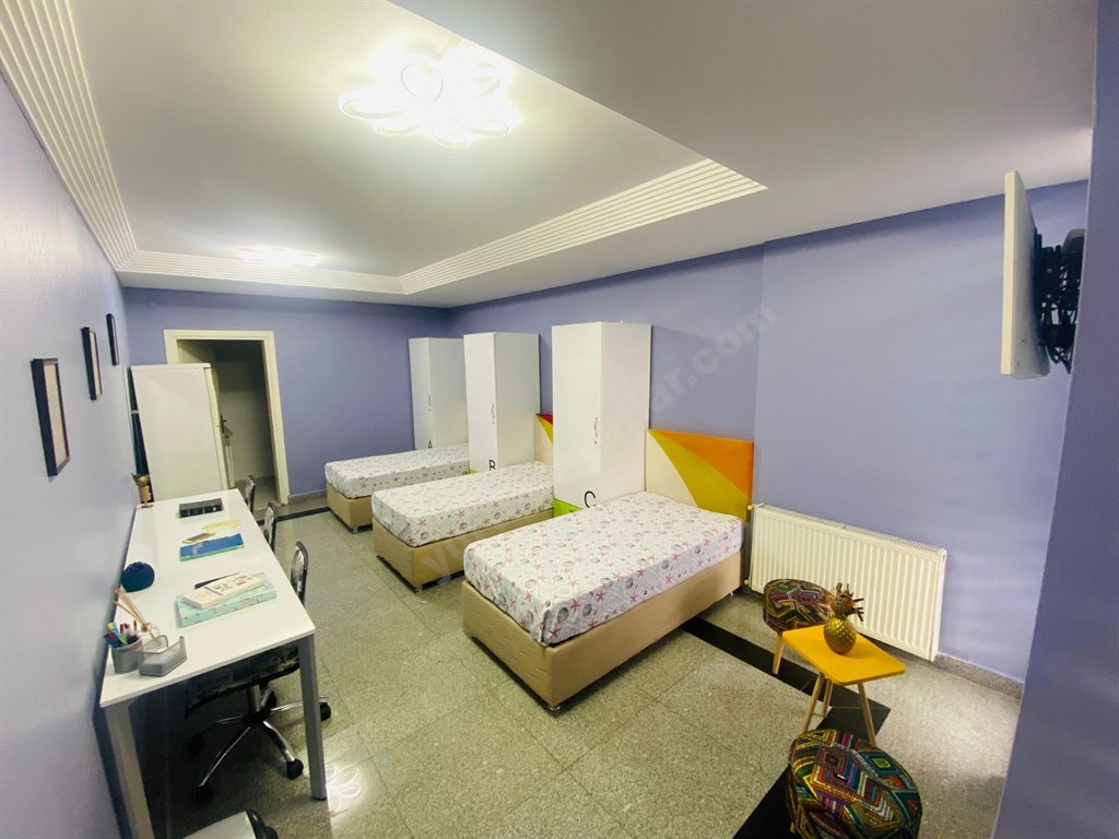 Campucity Kad�k�y K�z ��renci Yurdu