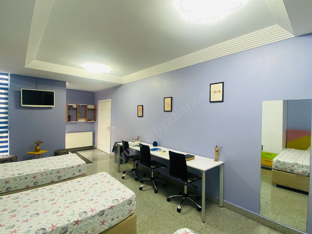 Campucity Kad�k�y K�z ��renci Yurdu