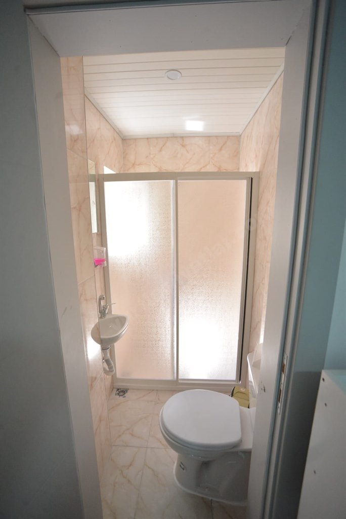 Yurt Akademi K�z�lay Erkek �ubesi - Banyo