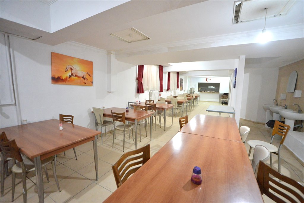 Yurt Akademi K�z�lay Erkek �ubesi - Yemekhane