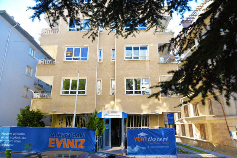 Yurt Akademi K�z�lay Erkek �ubesi