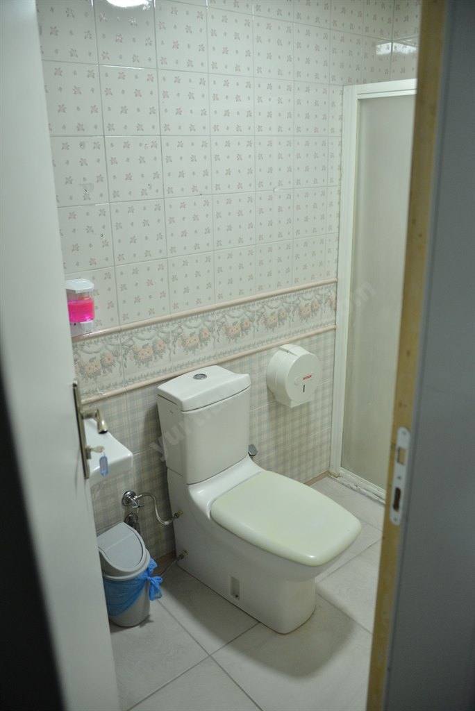 Bah�elievler Erkek ��renci Yurdu - Lavabo